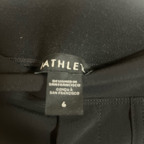 Athleta Brooklyn Heights cargo pants, size 6 - Picture 6 of 9